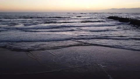 Beautiful Waves during Sunset at Costa da Caparica beach, Portugal Video stock 145560762