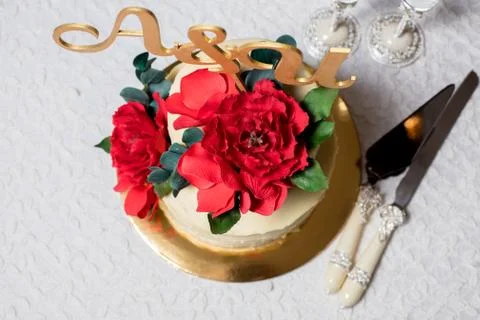 Beautiful wedding cake on the table Stock Photos