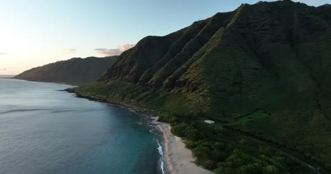 Beautiful west side of Oahu Stock Footage 241373723