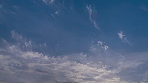 The beautiful white clouds stream in the sky. time lapse Stock Footage 133198399