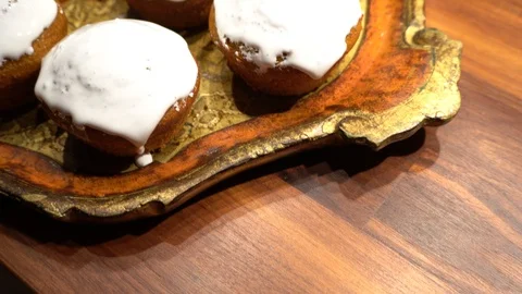 Beautiful White Muffins Vídeos de archivo 122699814