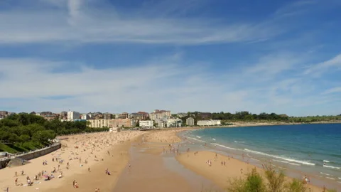 Beautiful wide beach Видео 142886097