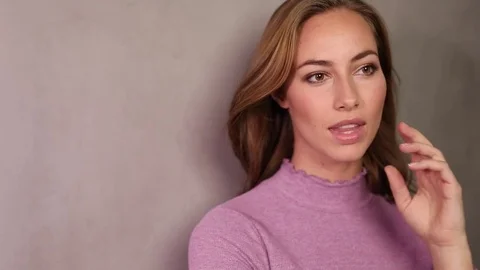 Beautiful woman thinking Stock-Footage 80252878