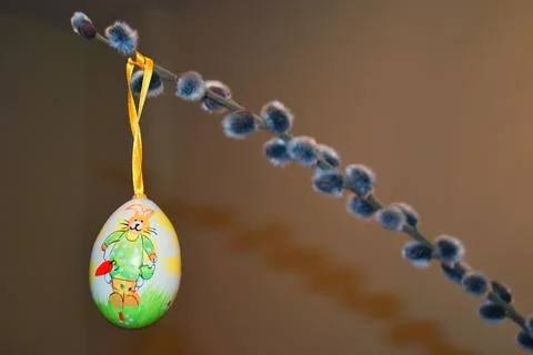 Beautifully decorated easter egg with easter bunny Stock Photos