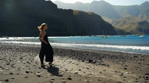 Beauty by the beach 스톡 동영상 106060819