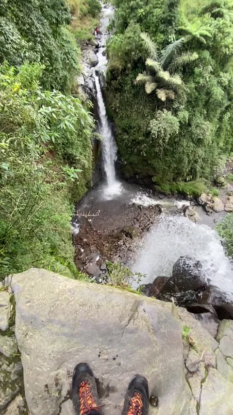 The beauty of the waterfall 库存影片 243496216