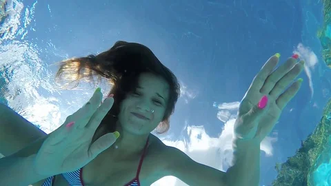 Underwater Bikini Girls