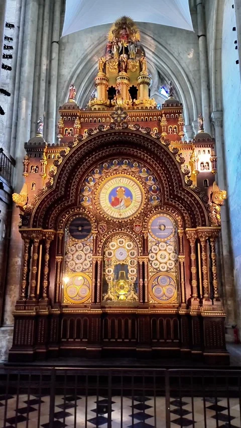 Beauvais astronomical clock Vidéo 333216282