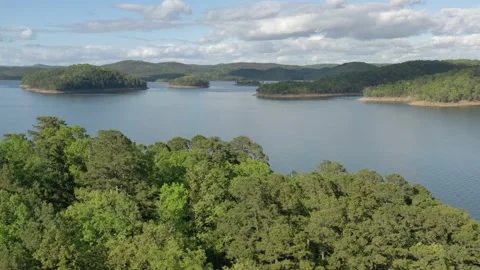 Beavers Bend State Park Video stock 180197410