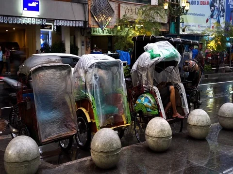 Beca puller Vidéo 99487440