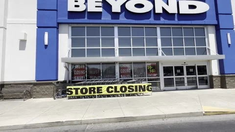 Bed Bath and Beyond store closing.  Exclusive Stock Footage 242425968