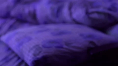 Bed at night Vídeos de archivo 128183597