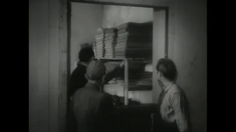 Bed sheet being distributed to POW soldier - 1945 Vídeo Stock 91586035