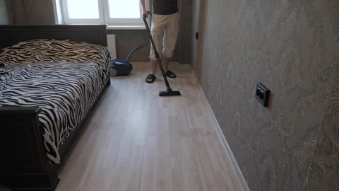 Bedroom vacuuming routine Vidéo 336658514
