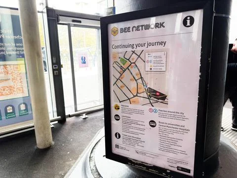 Bee Network information display with city map and continuing your journey s.. Foto stock
