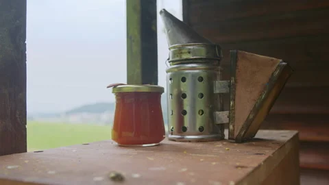 DIY Paint Brush Cleaner Jar!')