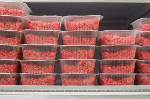 Beef and pork forcemeat in boxes in supermarket Stock-Fotos