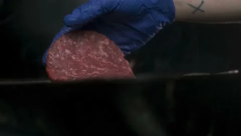 Beef burger on grill Stock Footage 170833051