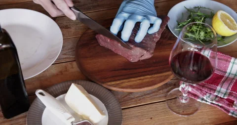 Beef carpaccio preparing, thin slices close up Видео 330406402