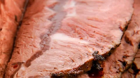 Beef on red plate with peppers 動画素材 24952042