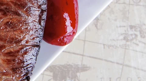 Beef served with vegetables Vídeos de archivo 54329908