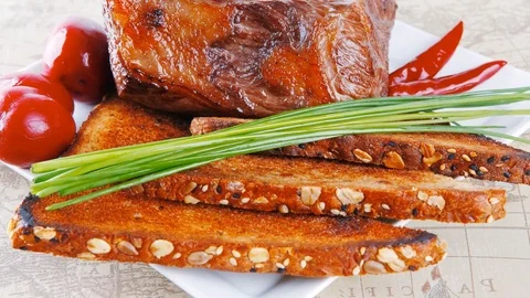Beef served with vegetables Video stock 88920319