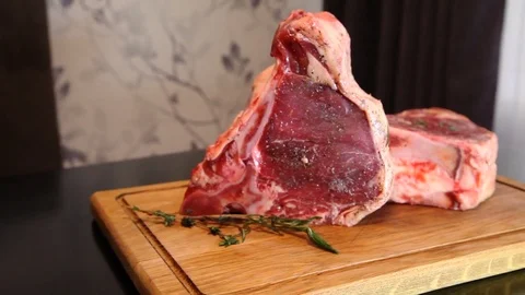 Beef steak. Raw fresh meat Ribeye Steak. Meat for steak. Raw meat. 库存影片 82416341