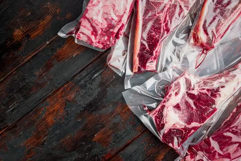 Beef steak vacuum sealed ready for sous vide cooking, tomahawk, t bone, club  Stock Photos