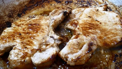 Beefsteak Pork Chop Steak 4K Video Close-up 库存影片 103339834