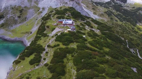 Beer bar in the mountains 스톡 동영상 229537973