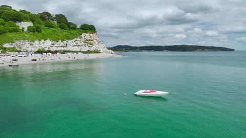 Beer Beach and White Cliff, Jurassic Coast, Beer Village, Seaton, Devon, UK Vidéo 278495524