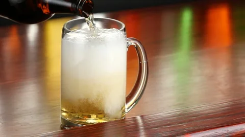 Beer being poured in bar 動画素材 3677488