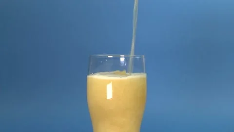 Beer Blue Screen 2 動画素材 214848999