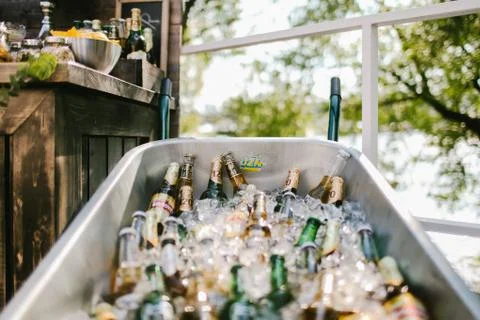 Beer bottle in ice Foto stock