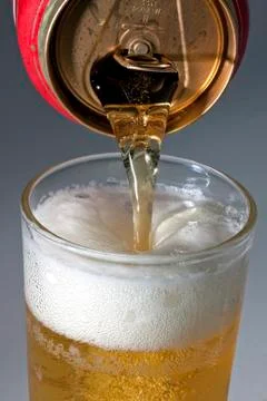 Beer can Stock-Fotos