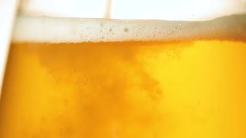 Beer close-up in a bar 스톡 동영상 82869341