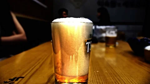 Beer Vídeos de archivo 200949665