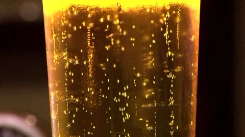 Beer  in a glass Vidéo 36791291