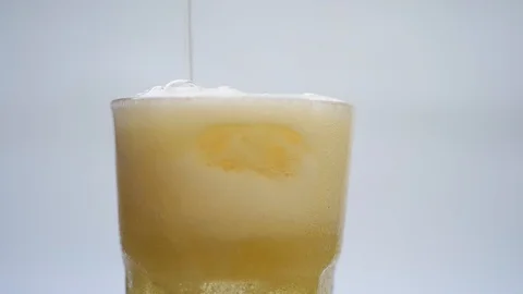 Beer in a glass. Stock-Footage 128043951
