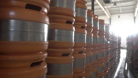 Beer kegs Vidéo 106596710