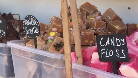 Bees and Candys 库存影片 95953581