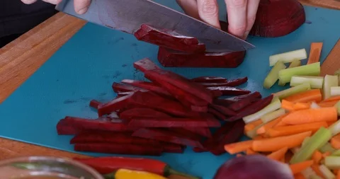 Beet root chopping, close-up Stock Footage 107039270
