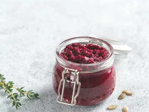 Beetroot pesto with copy space Stockfoto's