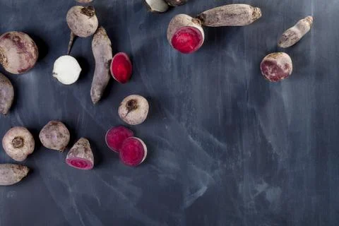 Beetroots on blackboard Foto stock