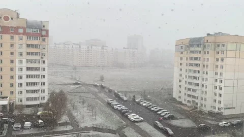 The beginning of a heavy snowfall. Stock Footage 306079218