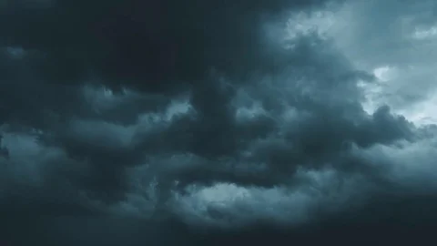 The beginning of the rain Stock Footage 77834631