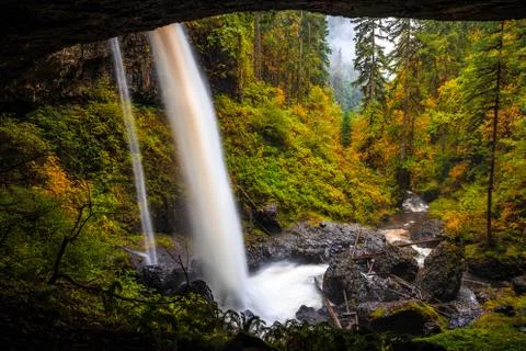 Behind North Falls Cavern, Silver Falls State Park, Oregon Stock Photos