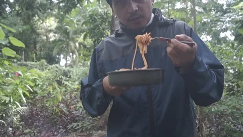 Behind The Scenes of a Vlog 스톡 동영상 243071278