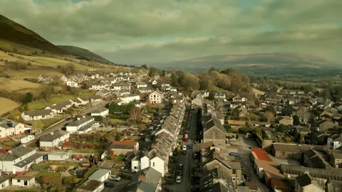 Behold the dramatic allure of the rural Cumbrian countryside through captiv.. Vidéo 246005855