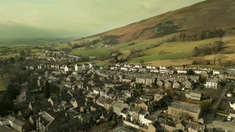 Behold the dramatic allure of the rural Cumbrian countryside through captiv.. 库存影片 246005945